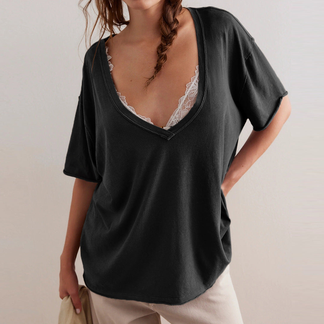 Dame oversized T-shirt med dyb V-udskæring og afslappet snit Stilla