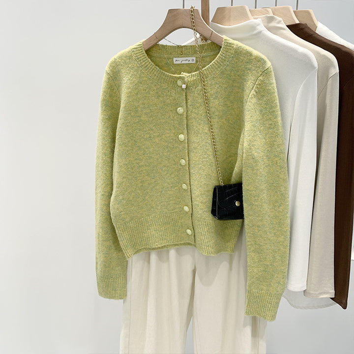 Kvinders hyggelige cardigan med fint knapdesign Stilla