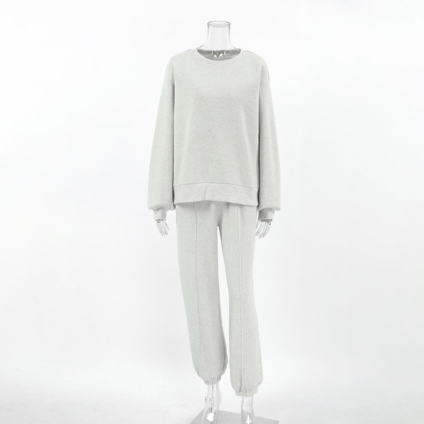 Dame fritidsdragt med sporty design og løs pasform Stilla