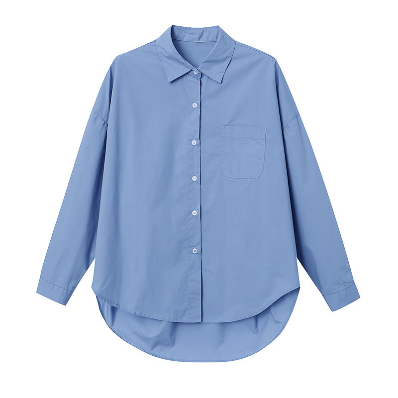 Kvindernes elegante og afslappede bluse med en let oversized pasform Stilla