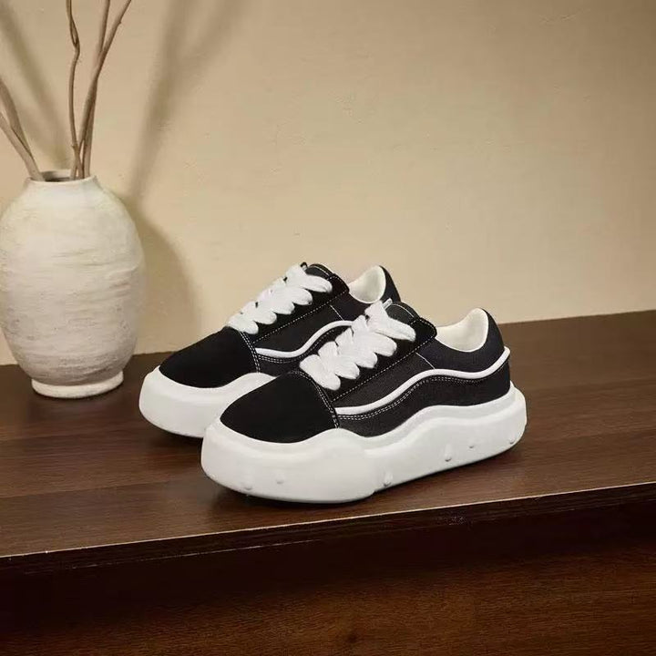 Dame Komfortable Sneakers med tyk Plateau Stilla
