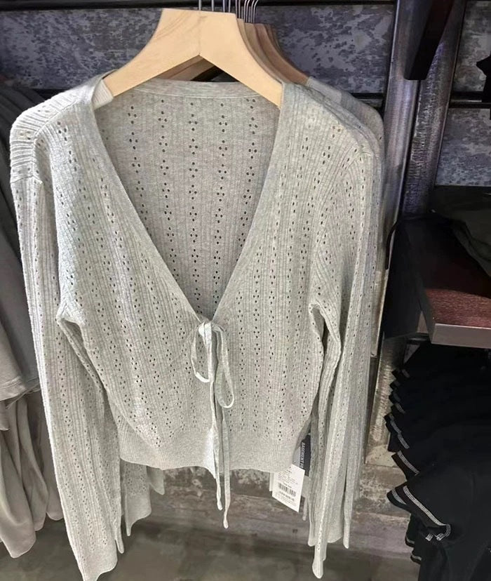 Kvindernes elegante strik cardigan med justerbar snøring Stilla