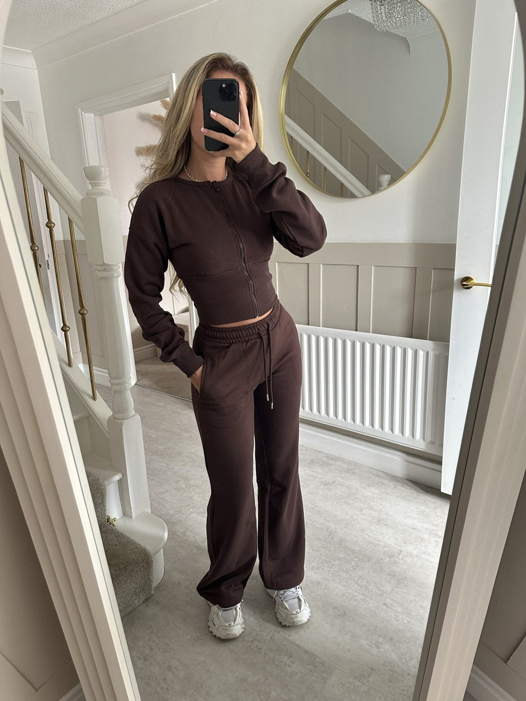 Kvinders afslappede cropped hættetrøje og joggingbukser sæt med elastisk talje Skovae