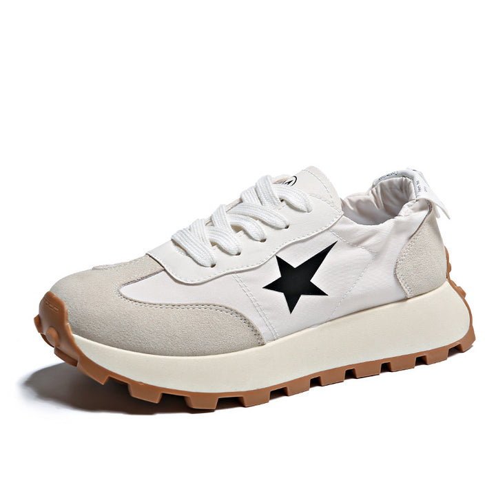 Dame Sneakers i sporty-moderne design med åndbar overfladestruktur og dæmpende sål Stilla