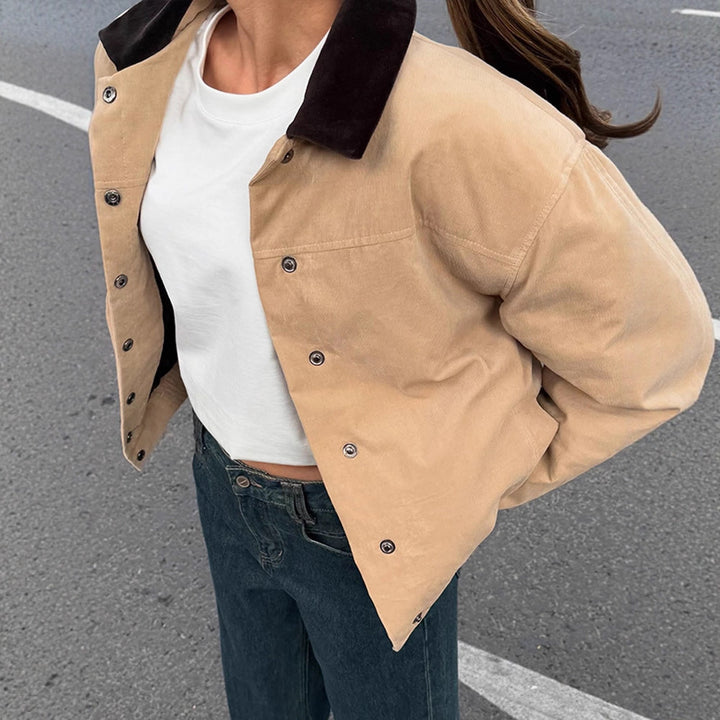 Dame mode Oversized-jakke med fløjlskrave og trykknaplukning Stilla