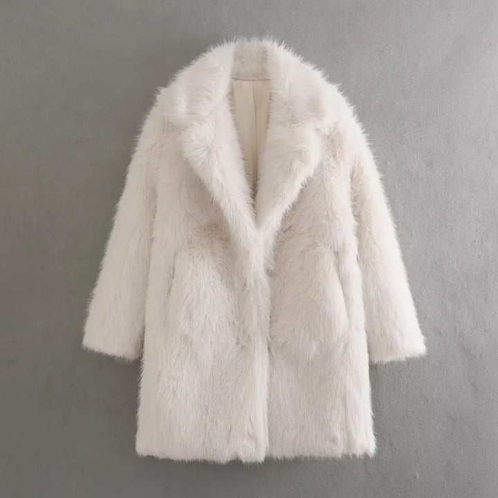 Dame plysjakke med elegante revers og praktiske lommer Stilla