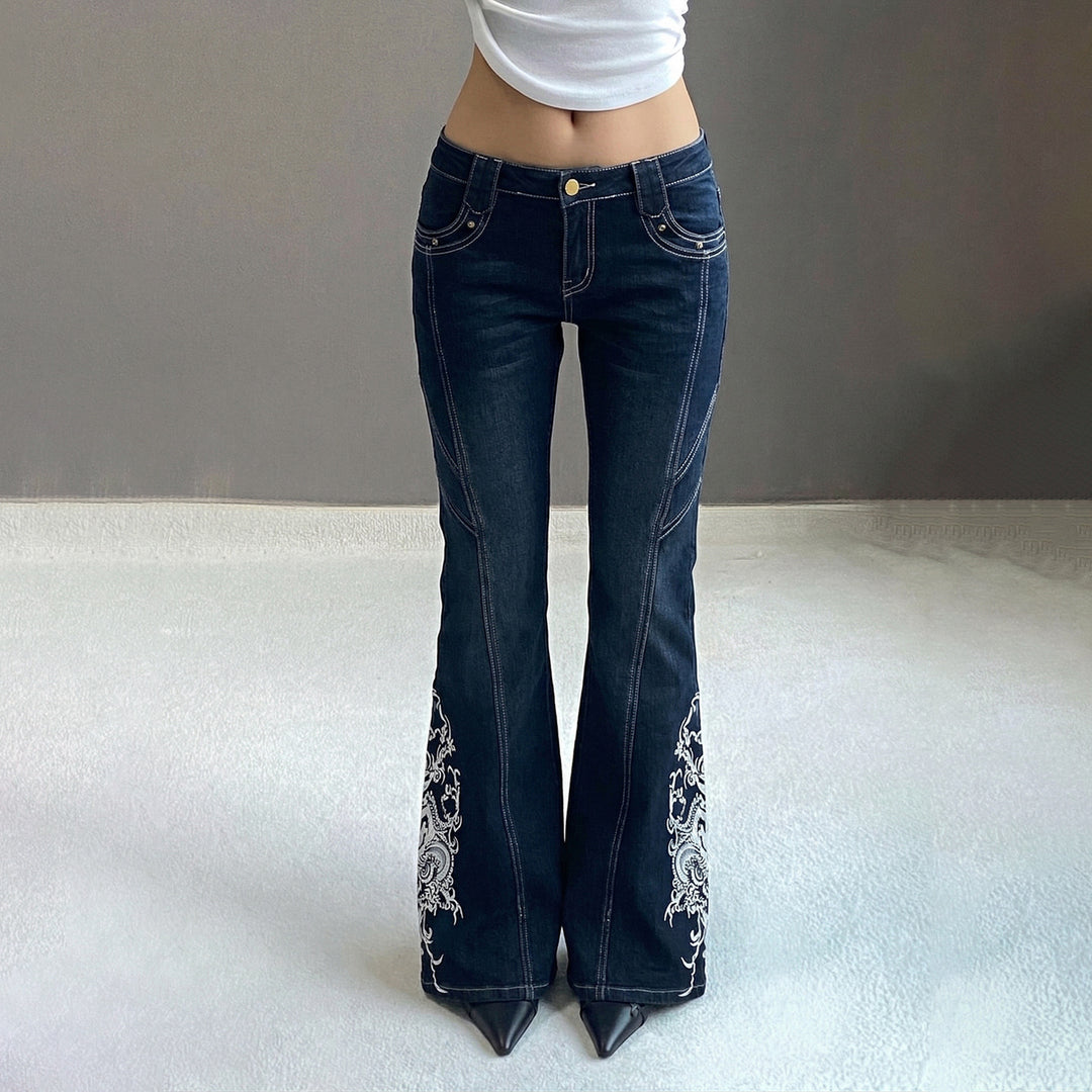 Dame Bootcut-jeans med kunstneriske broderidetaljer Skovae