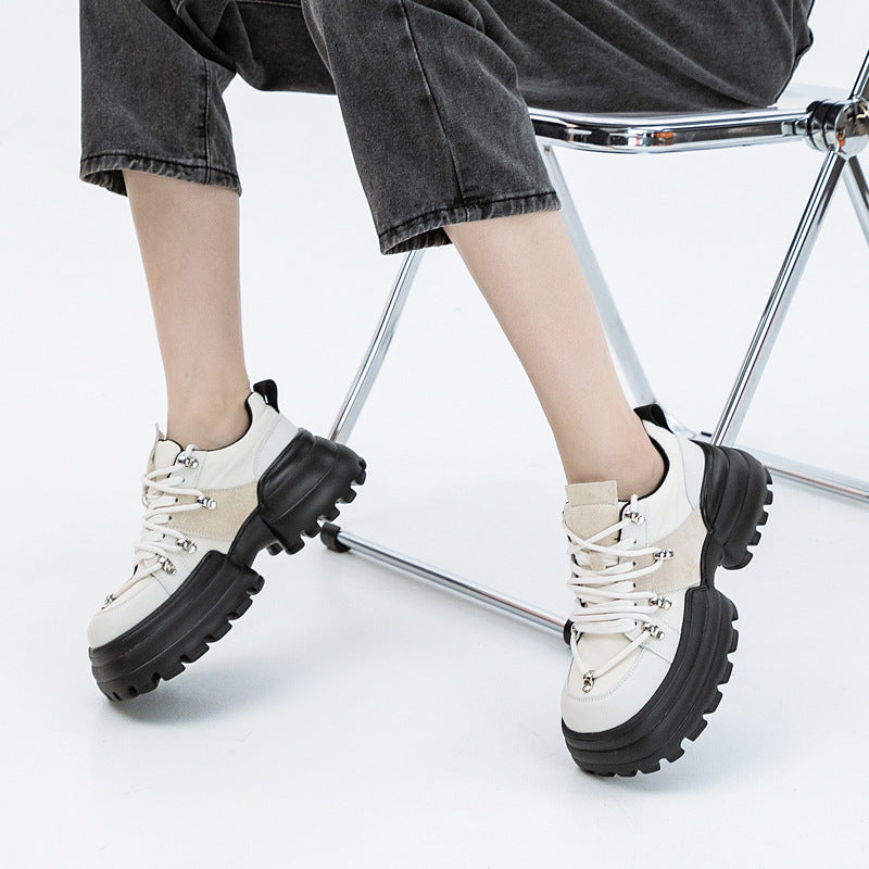 Damer Chunky Sneakers med robust profil og fashionable accenter Stilla