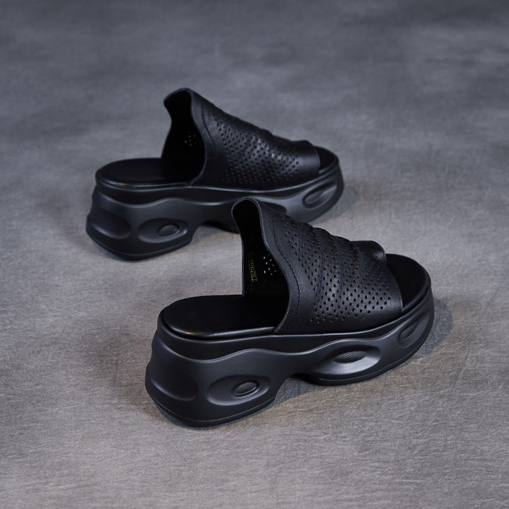 Femme Open-Toe Komfort Mules med hulmønster Stilla