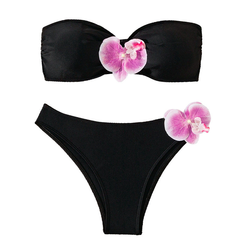 Dame Bandeau-bikini med elegante orkidé-accenter Skovae