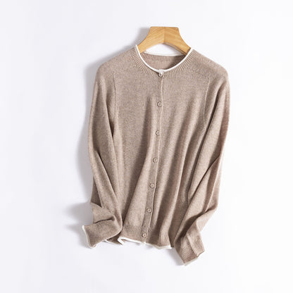 Femme Knap-Cardigan Stilla