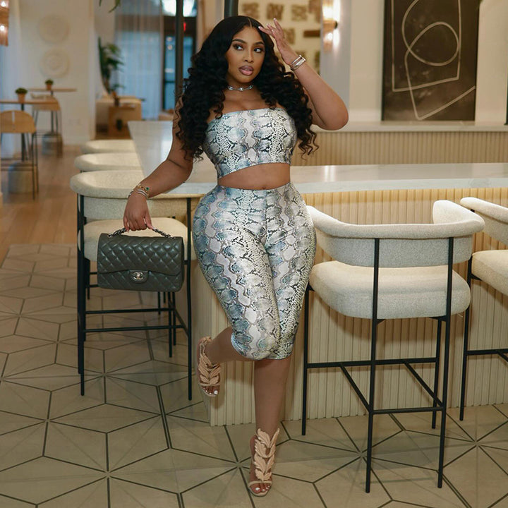 Damen Zweiteiliges Set aus gepunktetem Crop-Top und Leggings im Schlangenprint Skovae