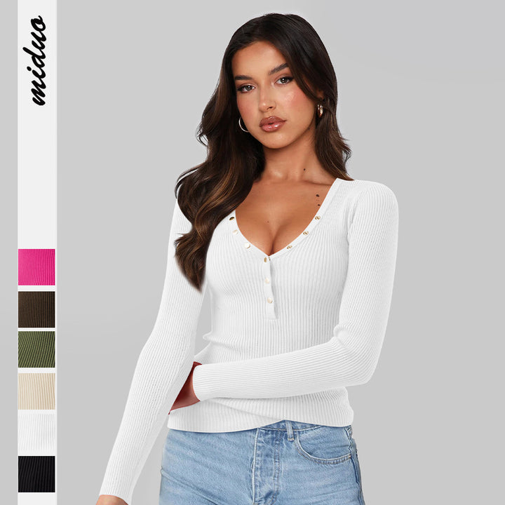 Dame figursyet ribtop med dekorerede knapper Stilla