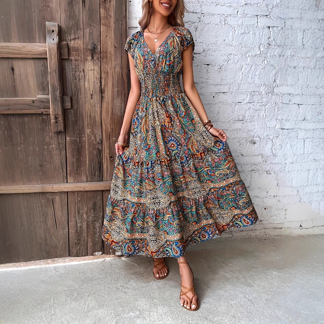Dame Maxikjole med boho-inspireret mønstermix og elastisk overdel Stilla