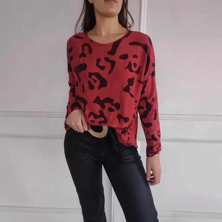 Dame casual sweatshirt med spændende dyremønster og praktisk snit Stilla
