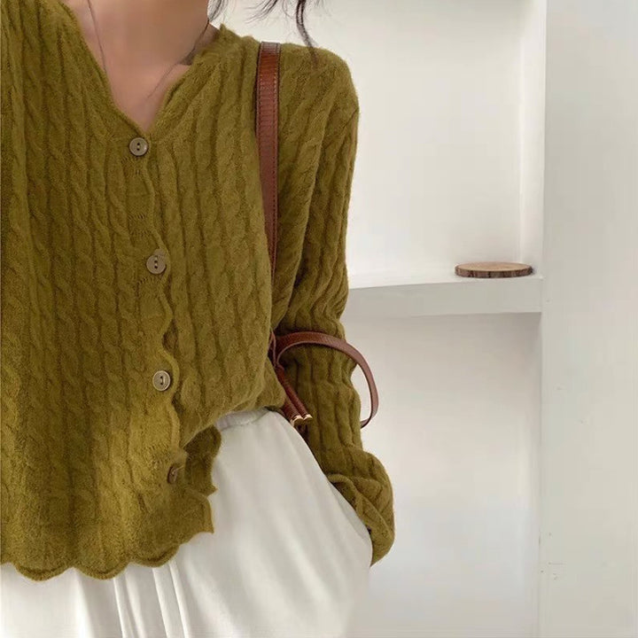 Kvindernes cardigan med struktureret kabelmønster og elegante knapdetaljer Stilla
