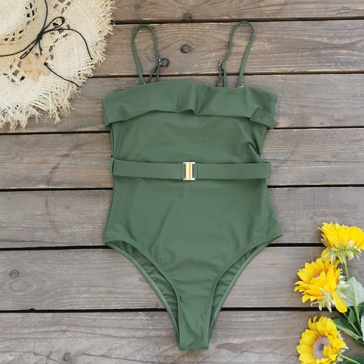 Dame one-piece badedragt med ruffle detaljer og elegant bæltespænde Stilla