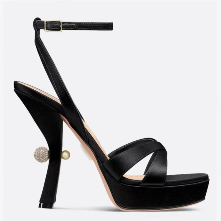 Femme Platform Højhælede Sandaler med dekorativt Ankebånd Stilla