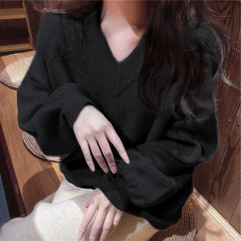Kvinders oversized V-hals sweater lavet af blødt materiale med en afslappet pasform Stilla