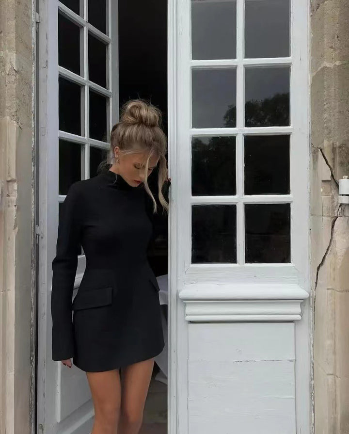 Dame Elegant Minikjole med højhalset design og dekorativt flæsekant Stilla
