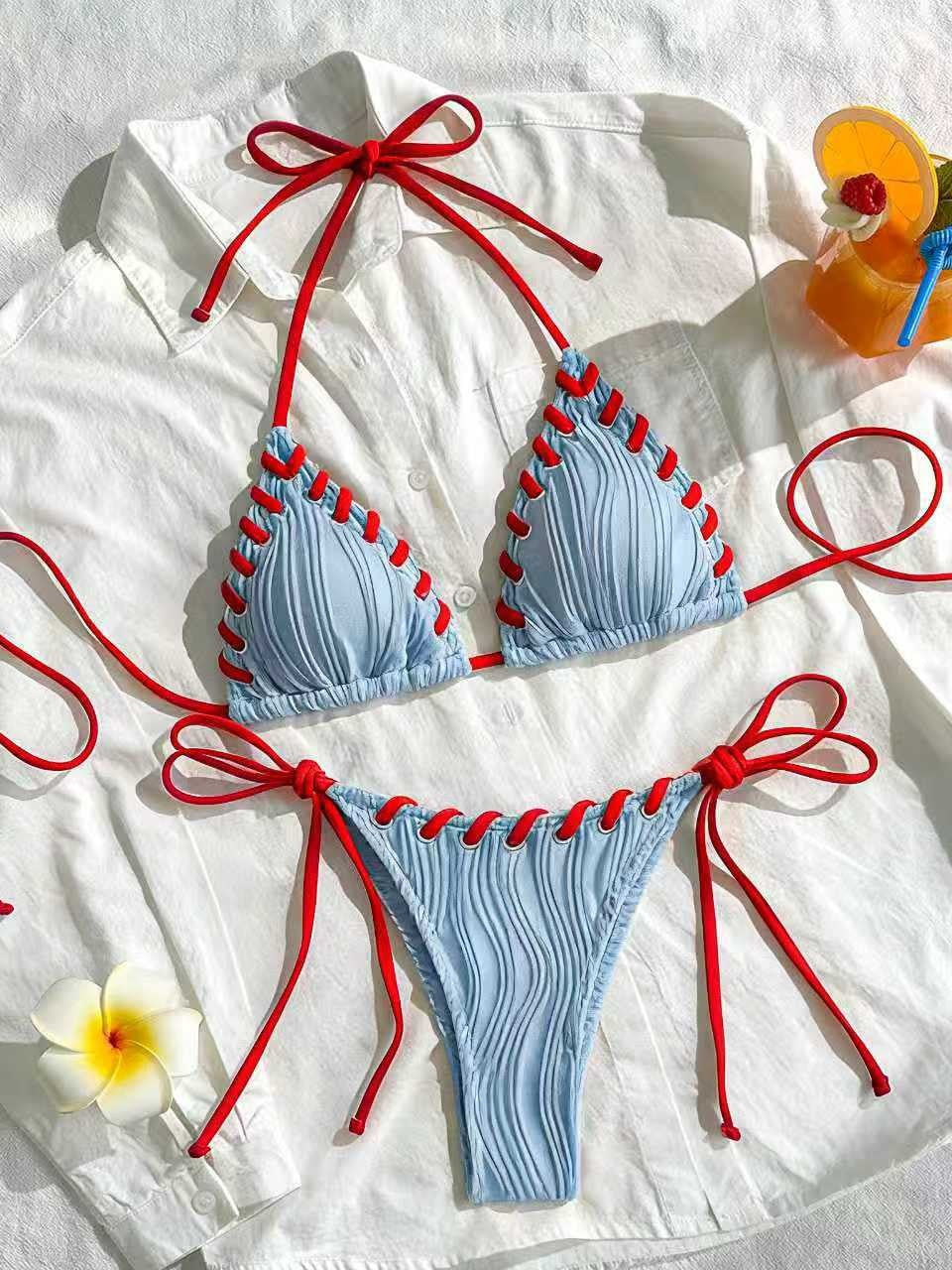 Dame Bikini-sæt med elegant flæsedesign og justerbare stropper Skovae