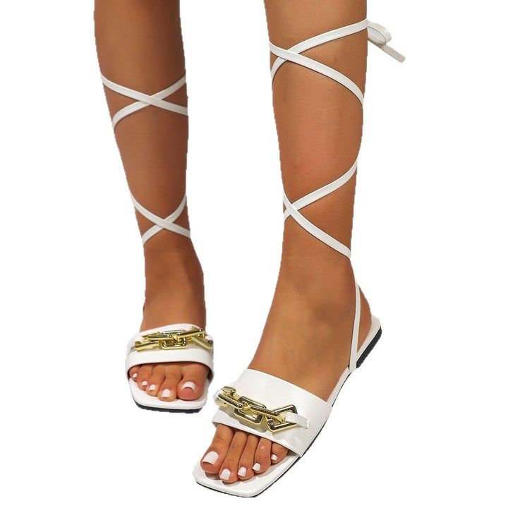 Dame elegante Riemchen-sandaler med fashionable pynt og fleksibel sål Stilla