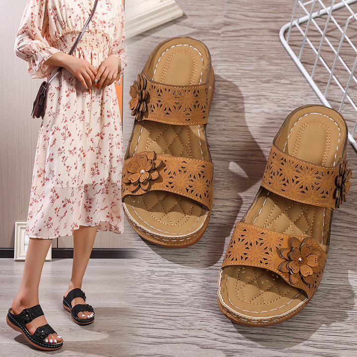 Dame sandaler med florale detaljer og ergonomisk fodseng Stilla