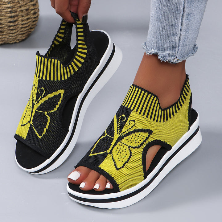 Dame sportsandaler med moderigtigt sommerfugledesign og skridsikker sål Stilla