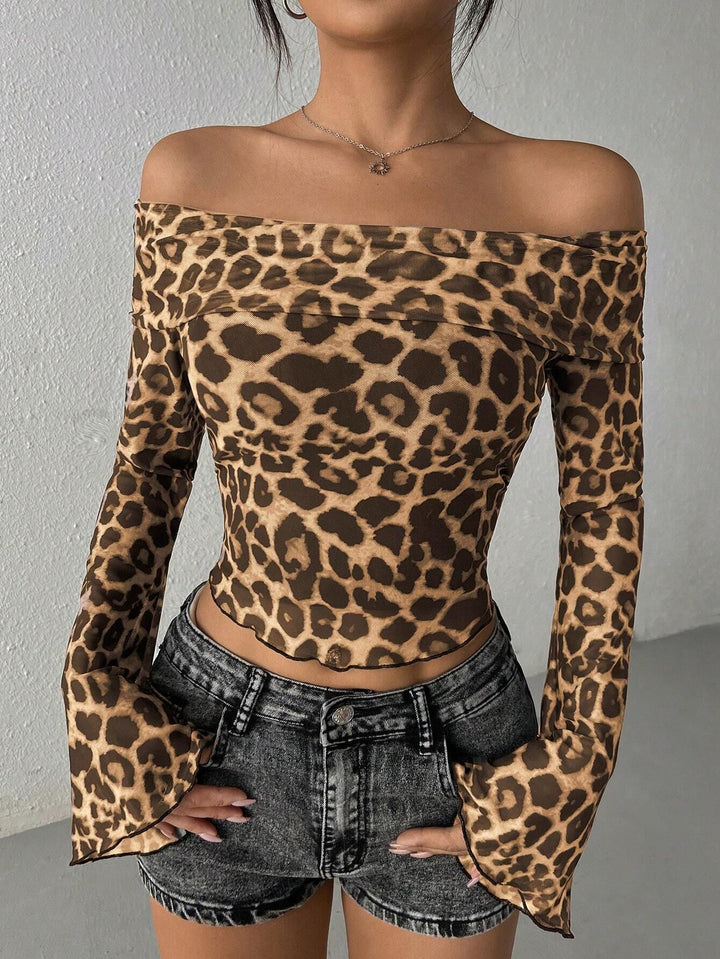Dame nan figursyet off-shoulder net crop top med leopardmønster og udstyrede ærmer Skovae