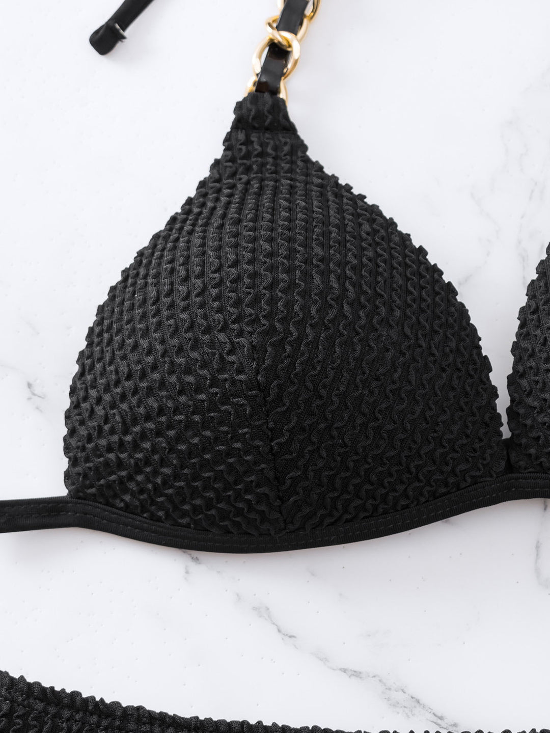 Dame Triangel-Bikini med elegant kæde-detalje og hæklede design Stilla