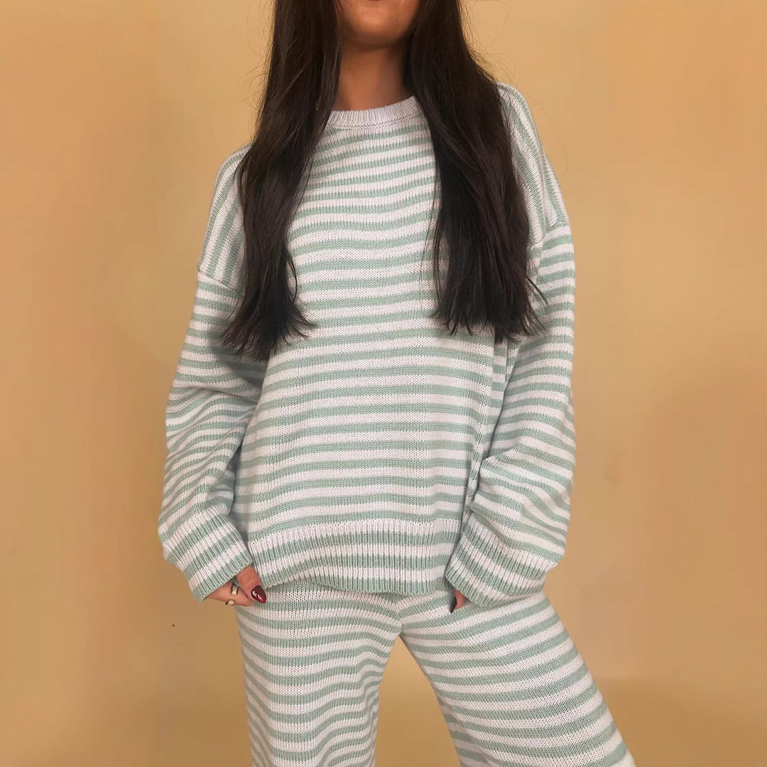 Kvinders afslappede stribede sweater i blødt materiale