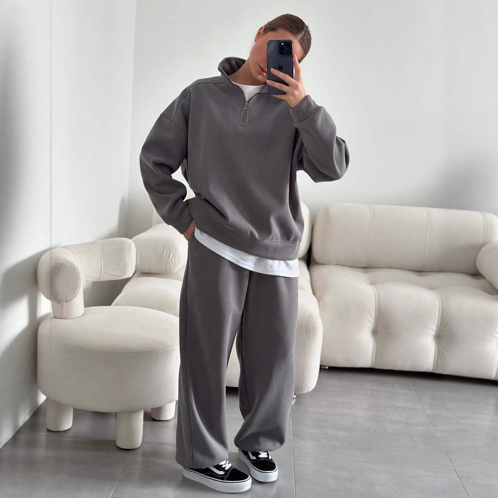 Kvindernes komfortable fleece zip hoodie med en afslappet pasform og brede ærmer