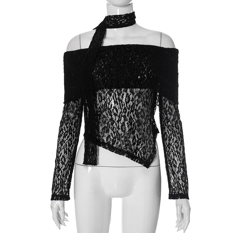 Femme Off-Shoulder Spids Top med dekorativt Halsbånd Stilla