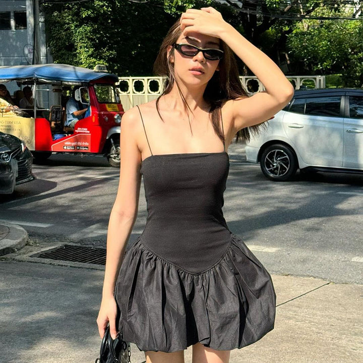Femme Spaghetti-stropper Flared Mini Kjole Stilla