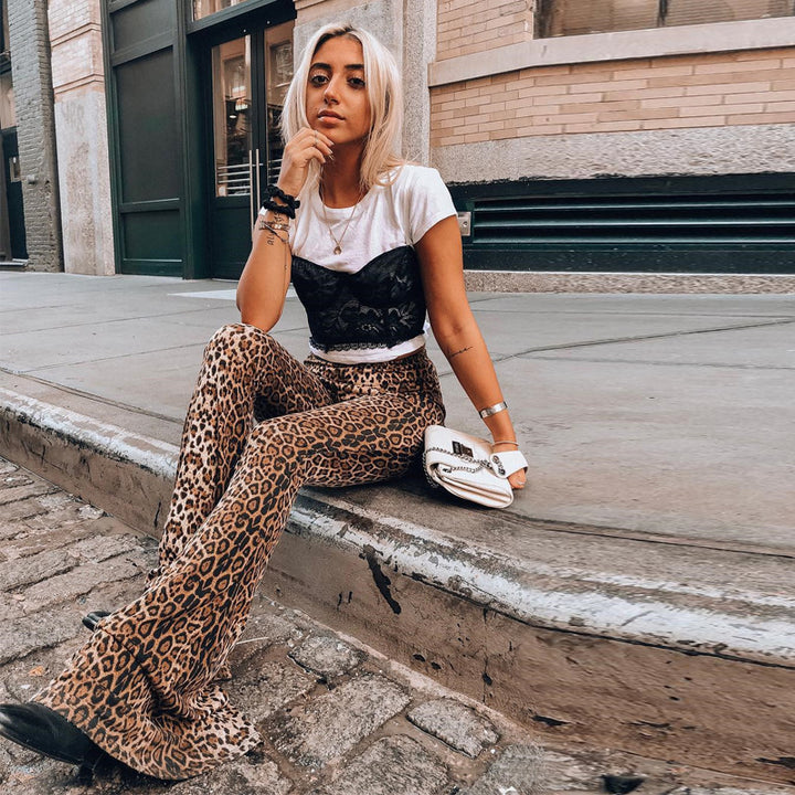 Dame Flared Jeans med stilfuldt leopardmønster Skovae