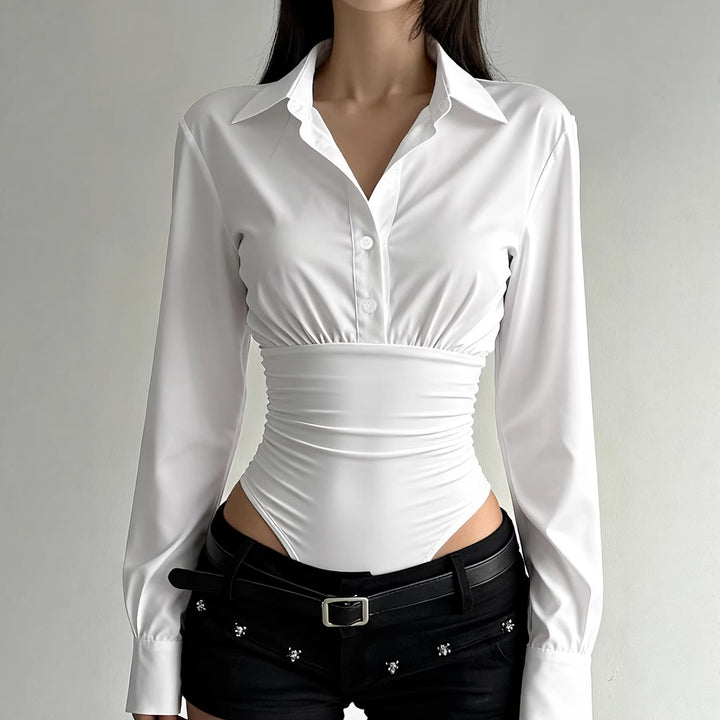 Dame elegant bodysuit med fin krave og knapdetaljer Skovae