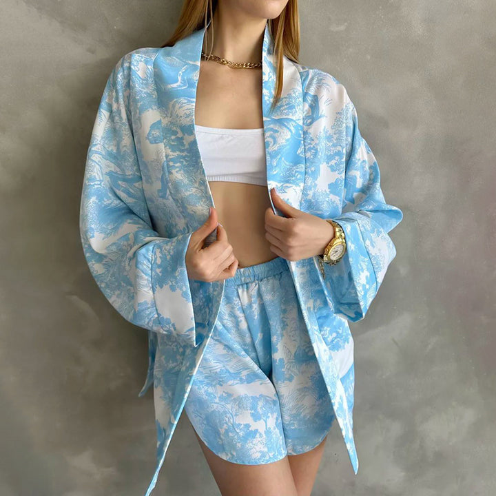 Dame Kimono-inspireret Loungewear-sæt med elastisk talje og raffinerede detaljer Stilla