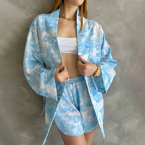 Dame Kimono-inspireret Loungewear-sæt med elastisk talje og raffinerede detaljer Stilla