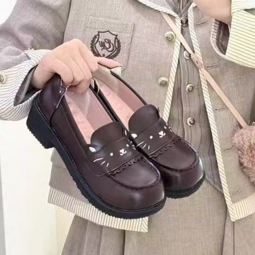 Dame legesyge mokkasiner med kattedesign Stilla