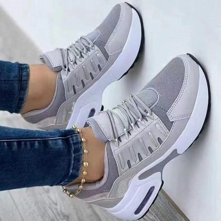 Dame Sporty Sneakers med åndbart mesh-overflade og stødabsorberende indersål Stilla