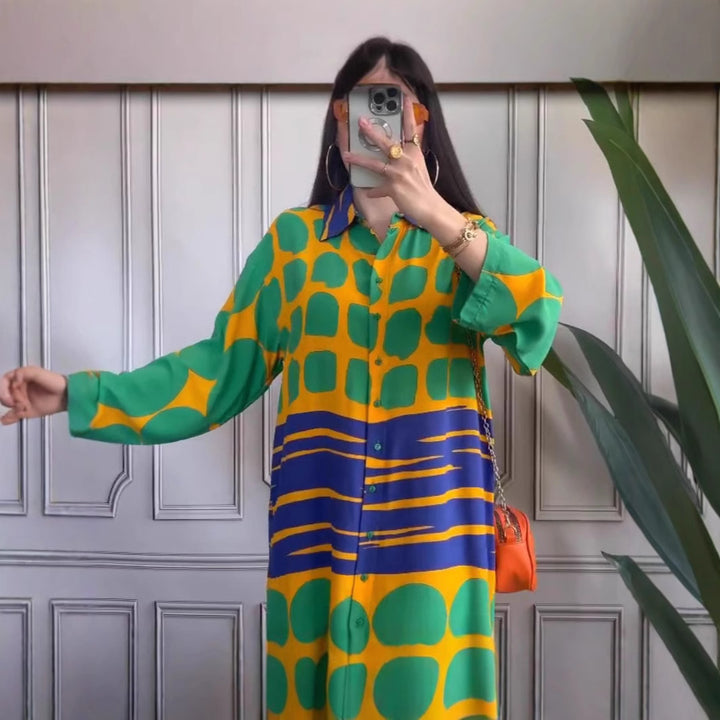 Dame skjortekjole med farverigt geometrisk design og knapdetaljer Stilla