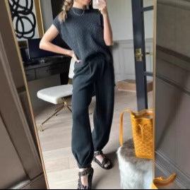 Dame Strik-Loungewear Sæt med cropped top og behagelige bukser Stilla