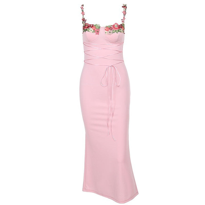 Dame Legende Maxikjole med blomstrede stropper og elegant drapering Skovae