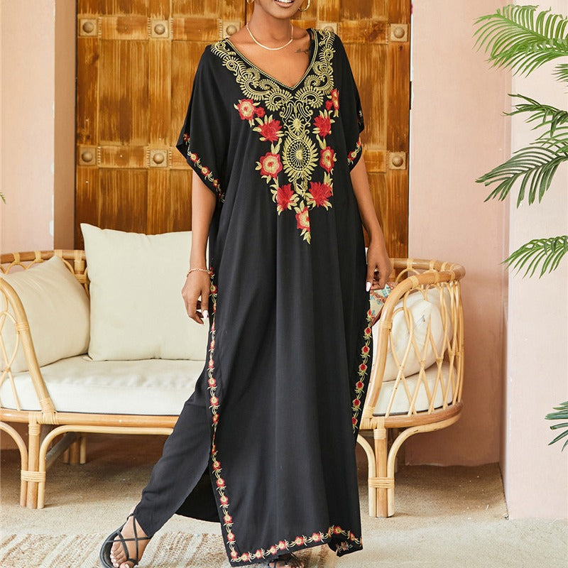 Dame Kaftan med kunstnerisk broderi og elegant V-udskæring Stilla
