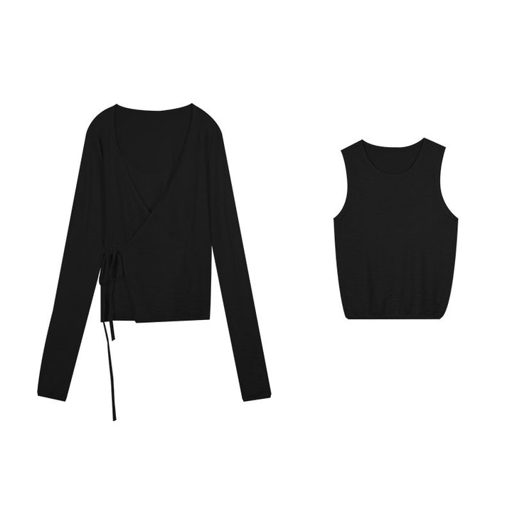 Dame sæt med vikletop og komfortabelt tanktop Stilla