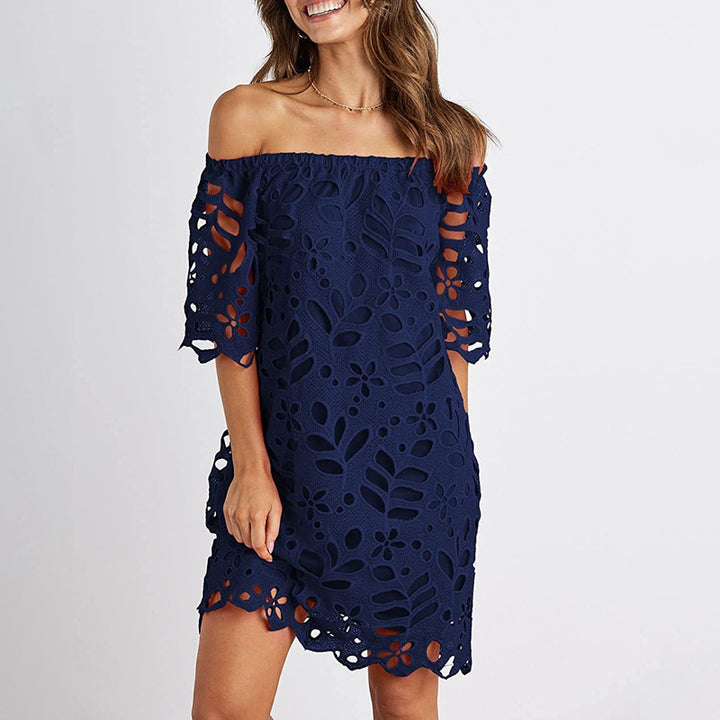 Dame Off-Shoulder Kjole med florale Cut-Outs og luftige Ærmer Stilla