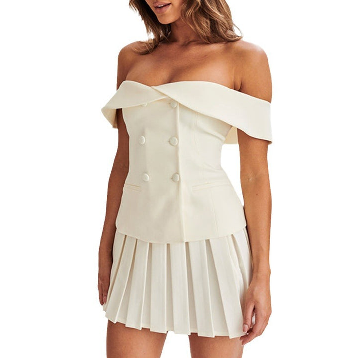 Dame minikjole med off-shoulder design og elegant dobbeltræk detaljer Stilla
