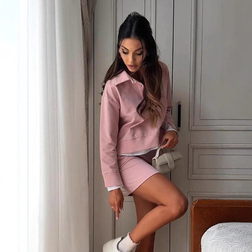 Dame sporty sæt med crop-top og miniskirt Stilla