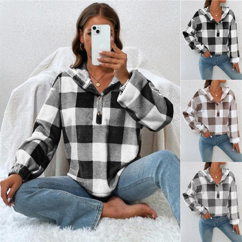 Dame hyggelig hoodie med ternet mønster og dekorative knapper Stilla