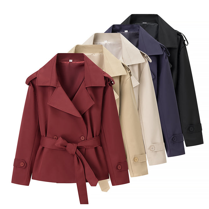 Kvindernes elegante og moderne trenchcoatjakke med bælte Stilla